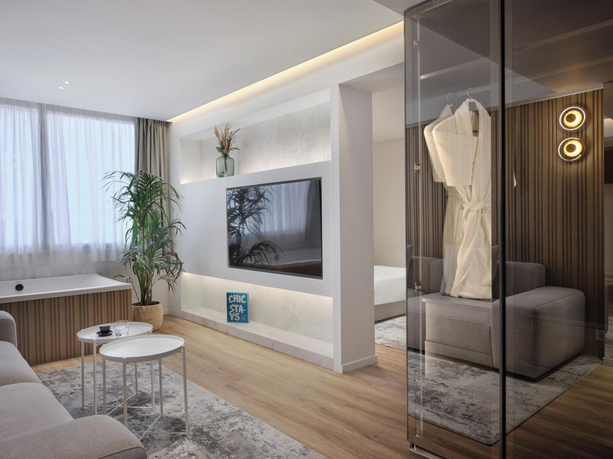 Nur Aparthotel Athena Bagian luar foto