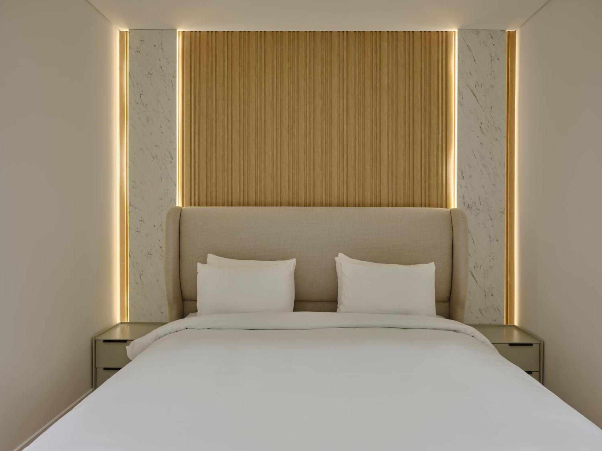 Nur Aparthotel Athena Bagian luar foto
