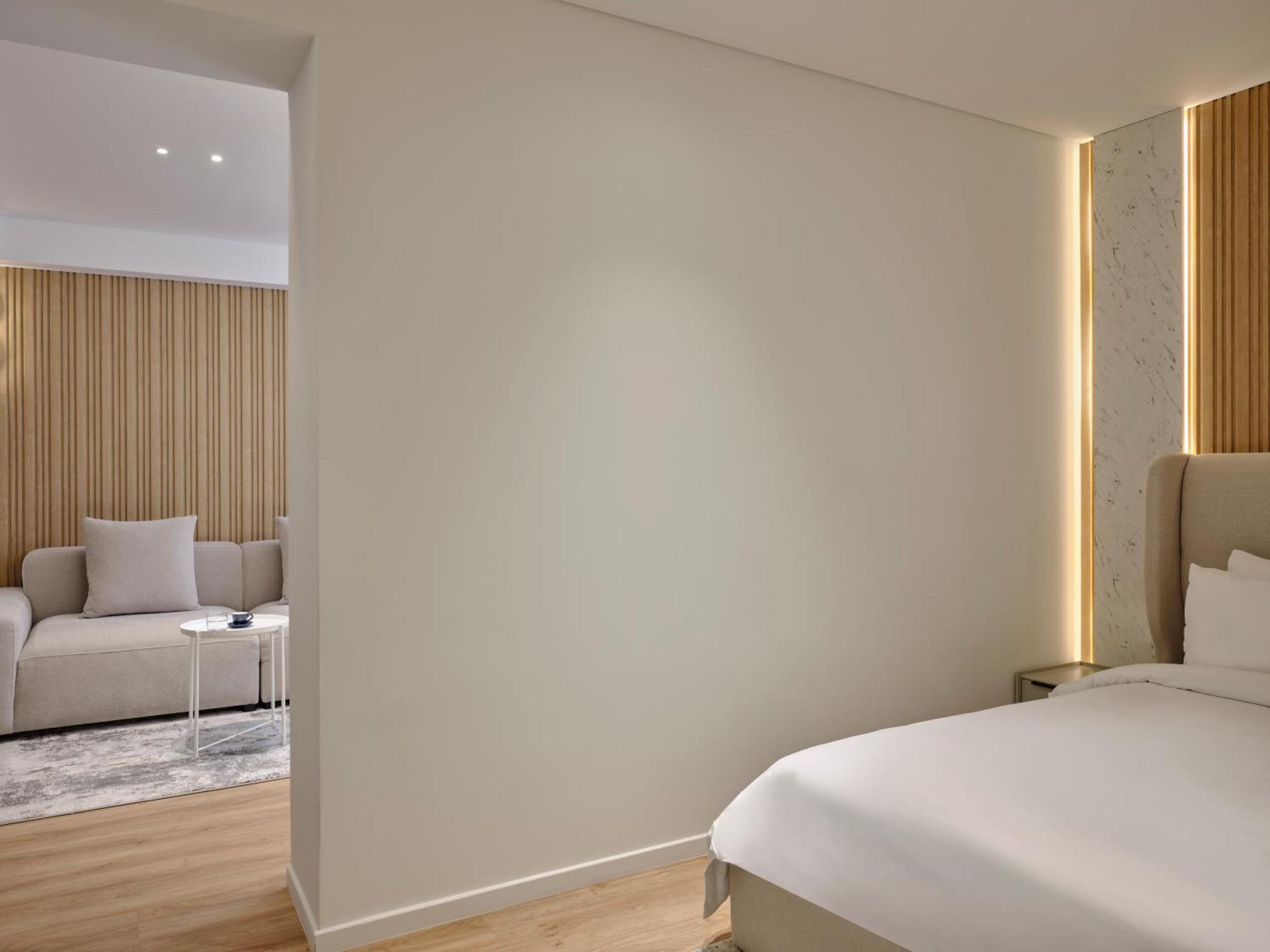 Nur Aparthotel Athena Bagian luar foto