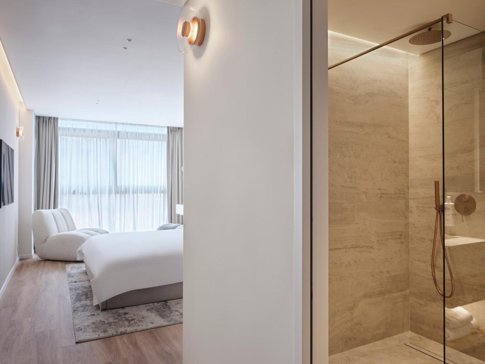 Nur Aparthotel Athena Bagian luar foto