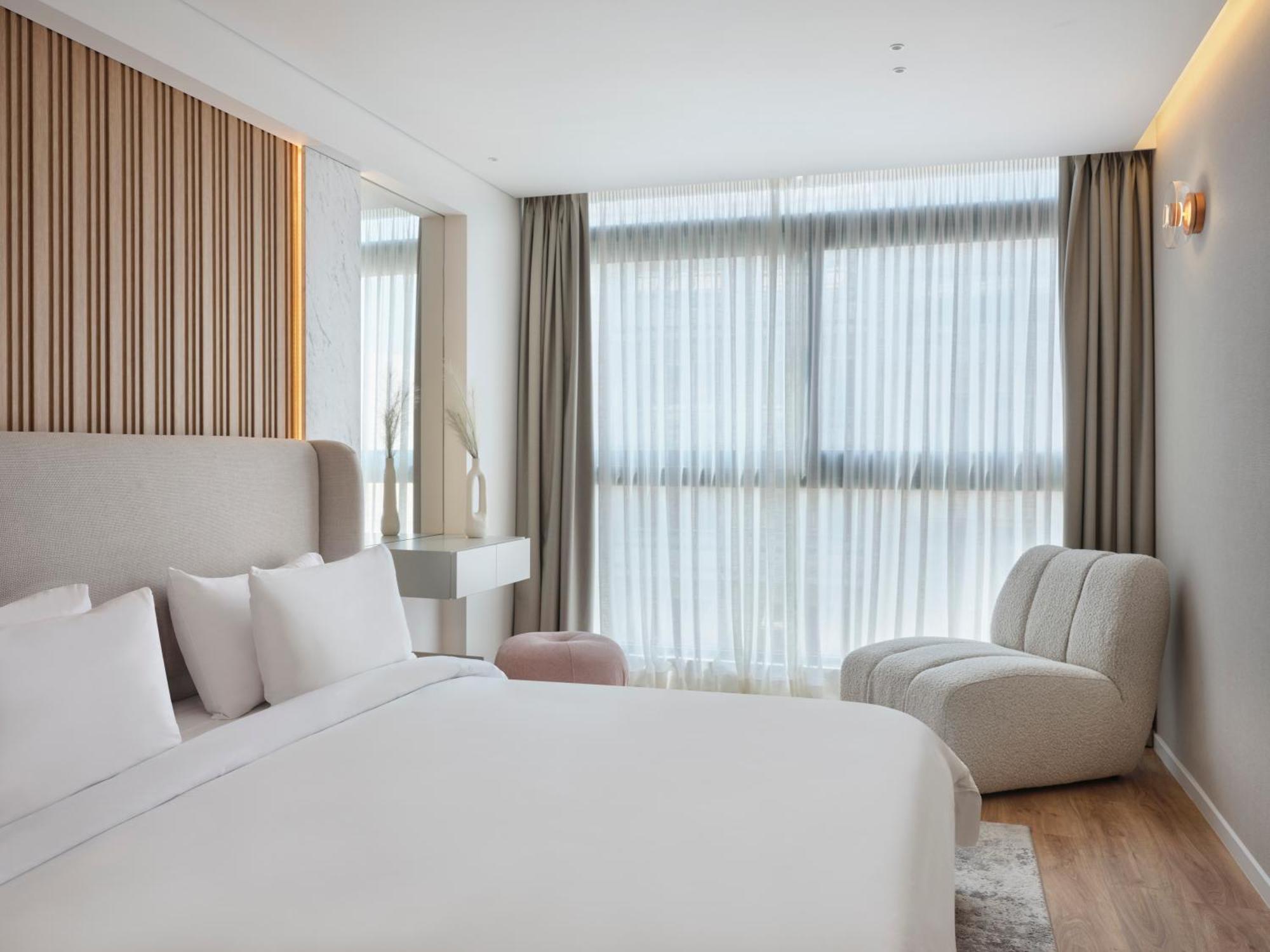 Nur Aparthotel Athena Bagian luar foto